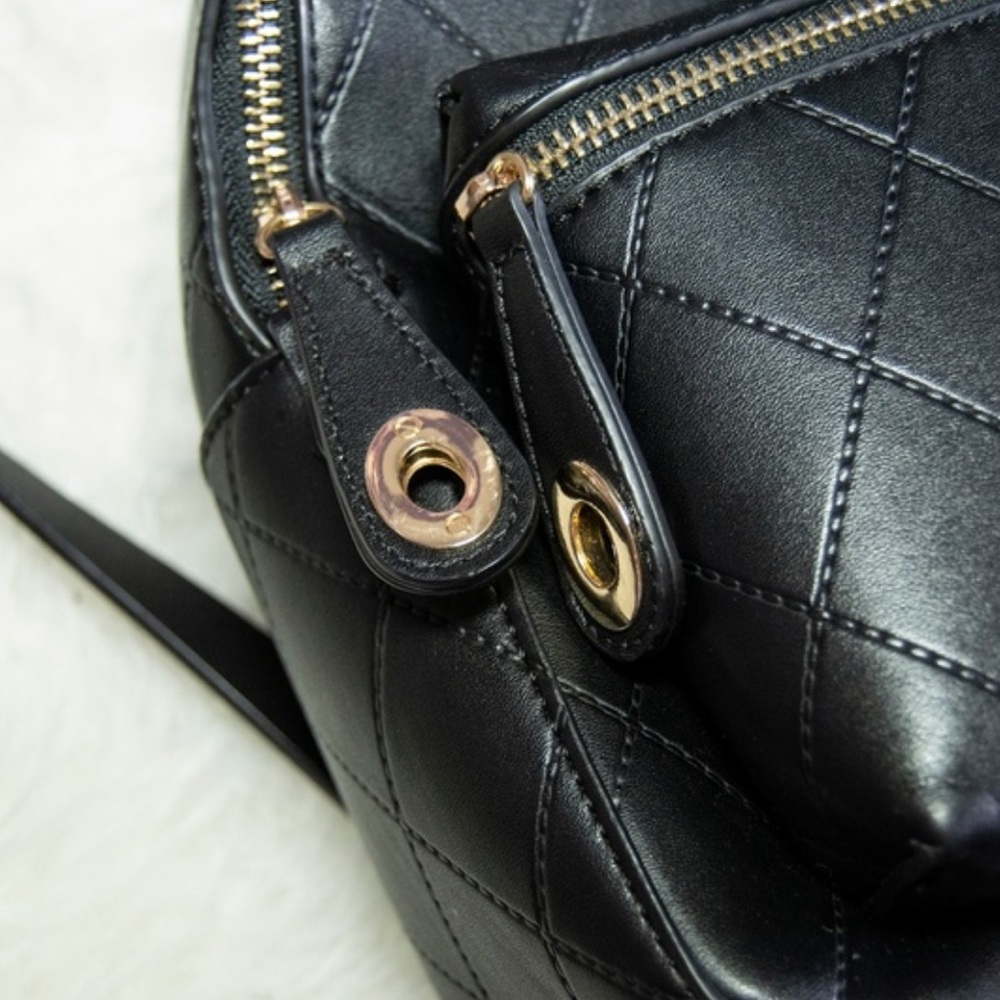 Zara Mini Backpack-quilted black - Picture 3 of 6
